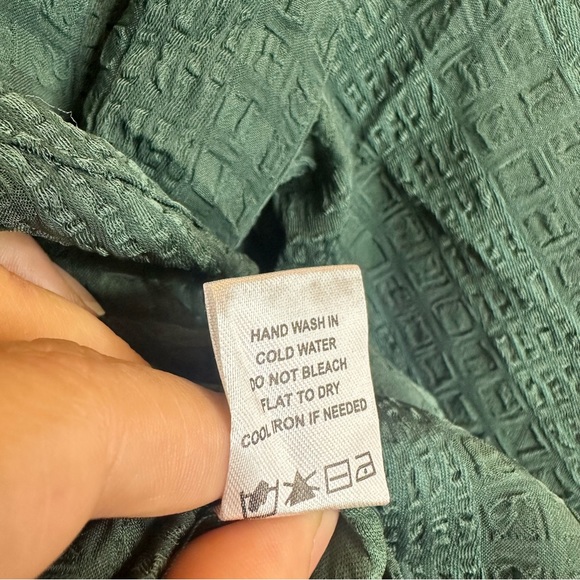 NWT! the LINE of style Women's Dark Green Long Sleeve  Blouse Sz S - Picture 4 of 6